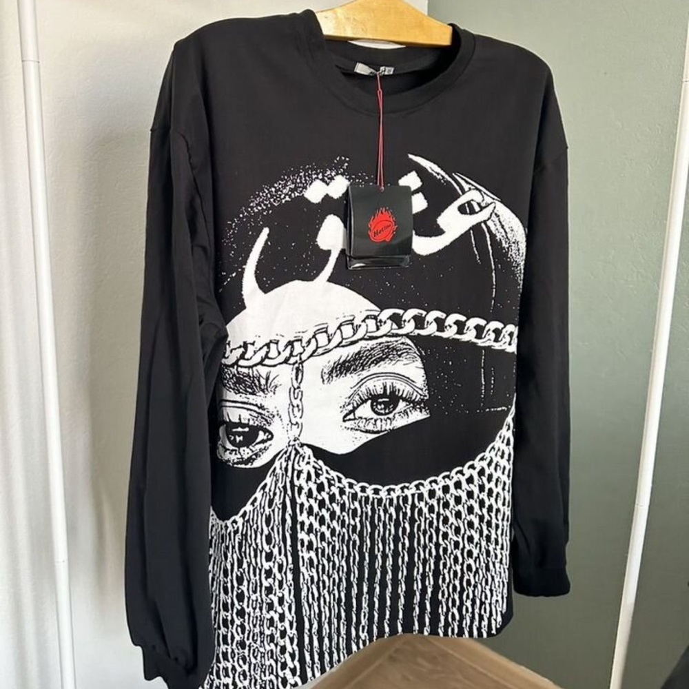 Black Graphic Long Sleeve Shirt